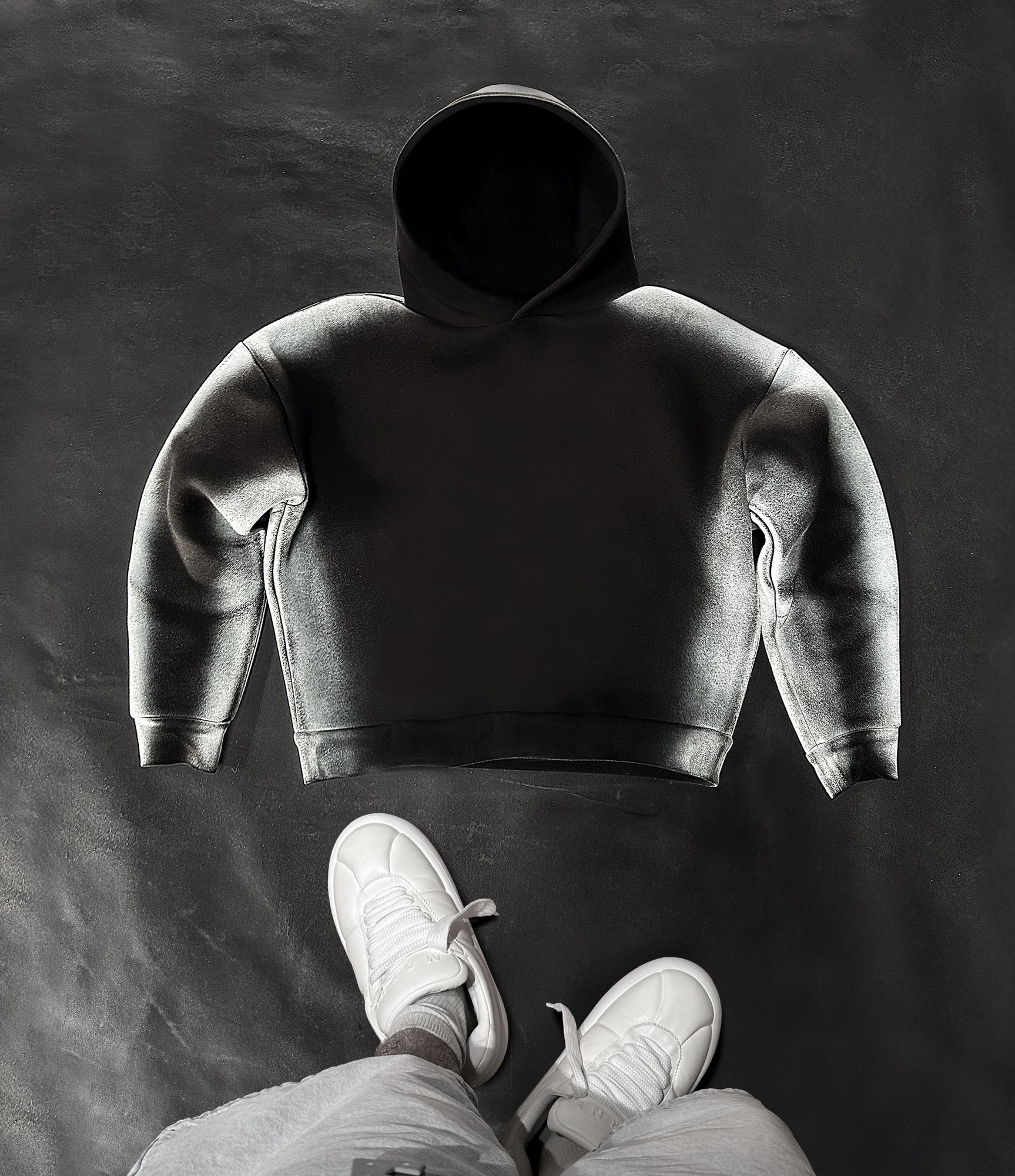 GRATDIENT - garment flat-lay
